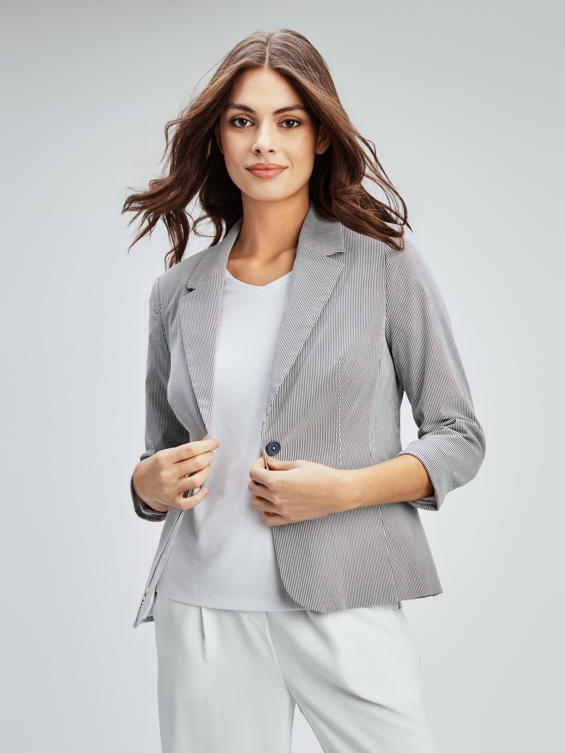 MARIE CLAIRE WHITE VINTAGE BLAZER - BUST 42