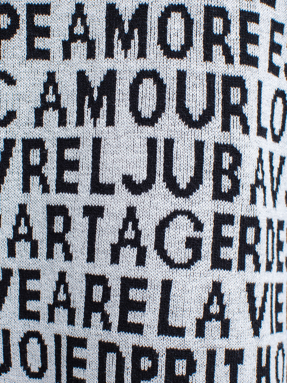 498765838066-06.jpg