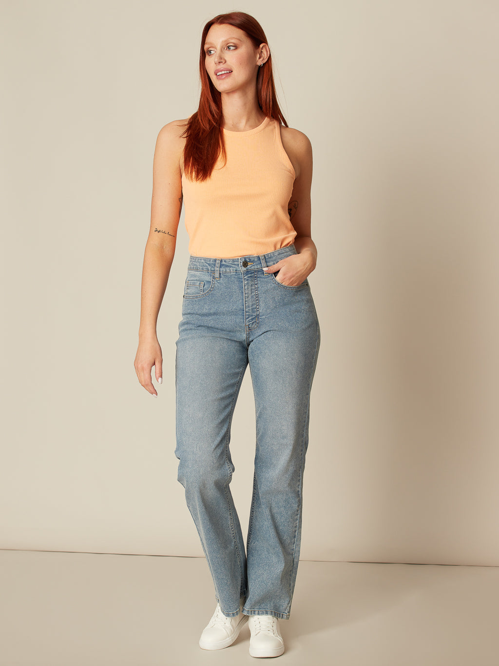 Semi-fitted tank top