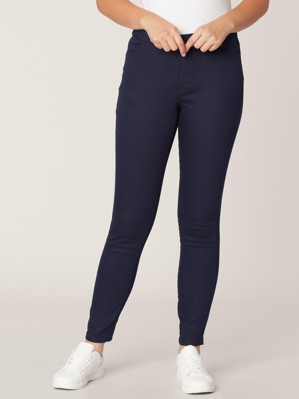 Jean skinny semi-ajusté à enfiler