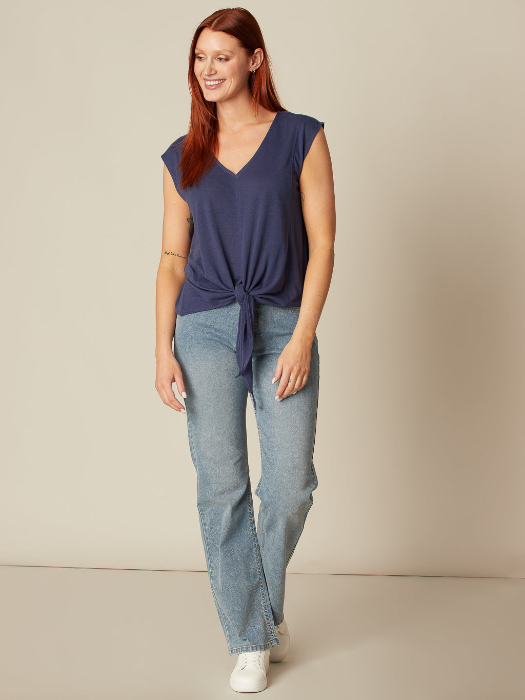 Short-sleeve loose blouse