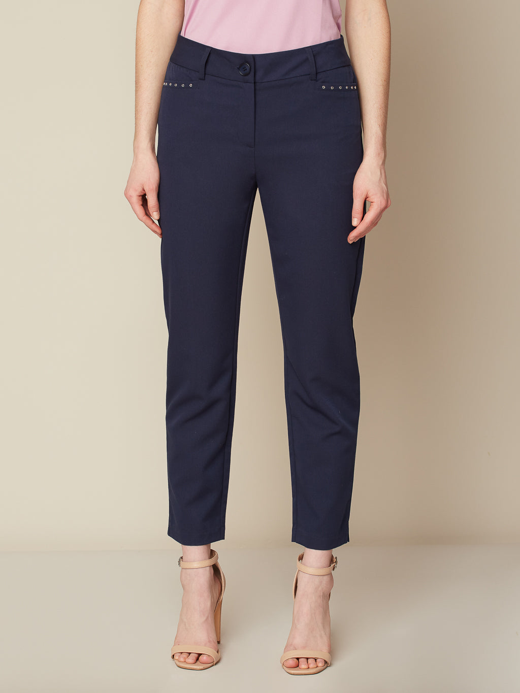 Straight dress capri