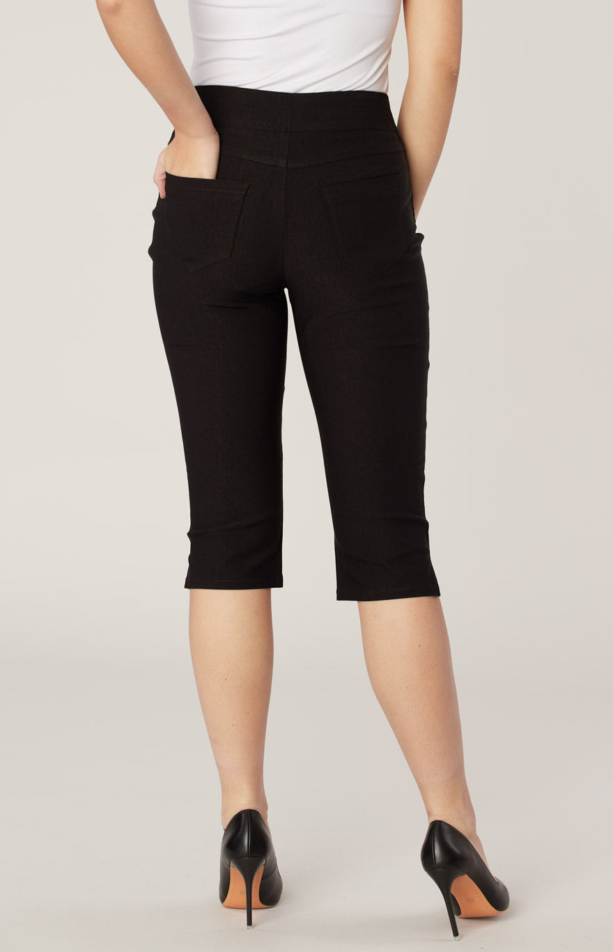 Straight fitted pull-on capri