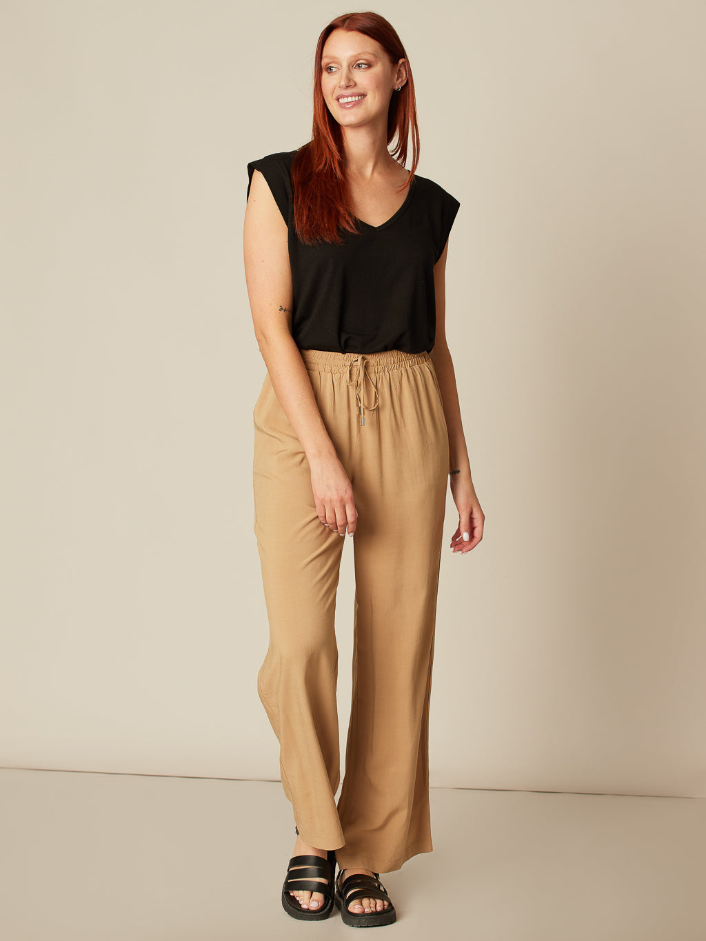 Straight casual pull-on pant