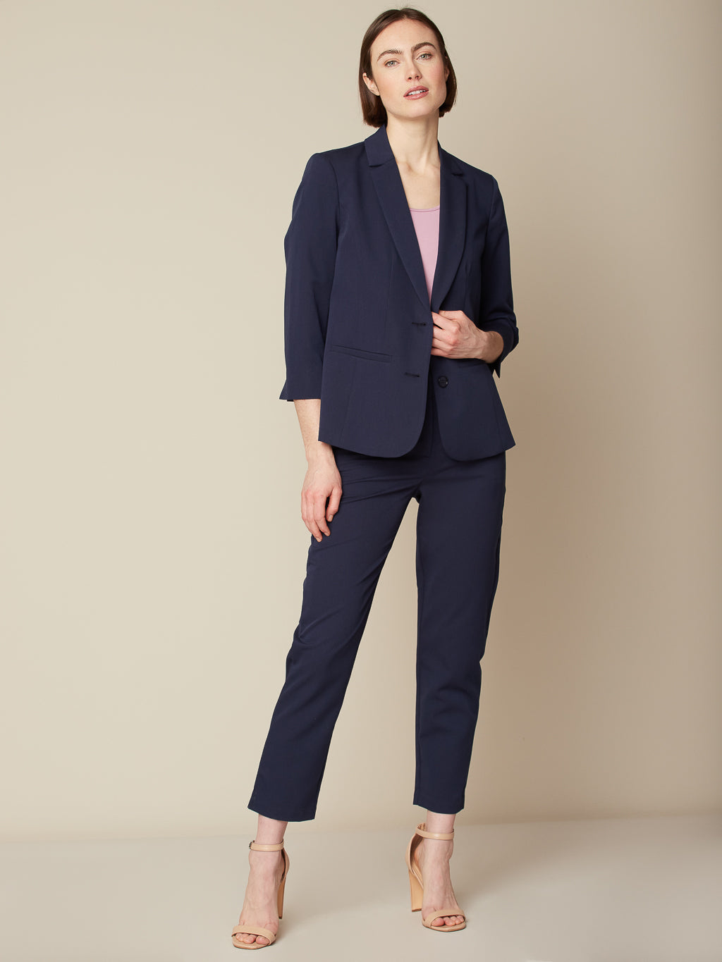 Straight dress capri