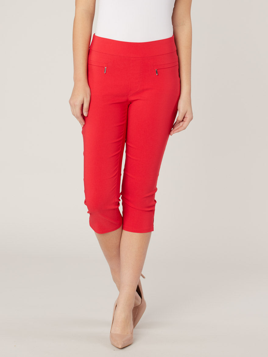 Narrow fitted pull-on capri