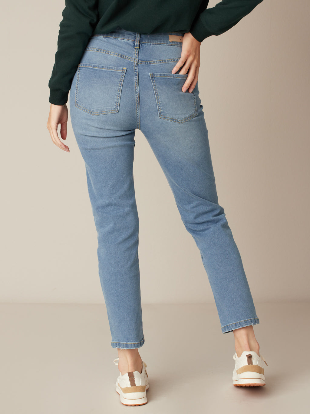 High waist straight jean