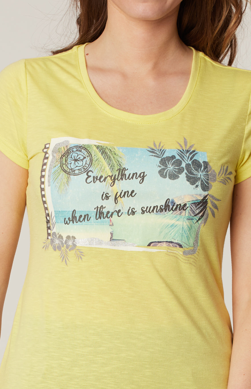 Short-sleeve fitted t-shirt
