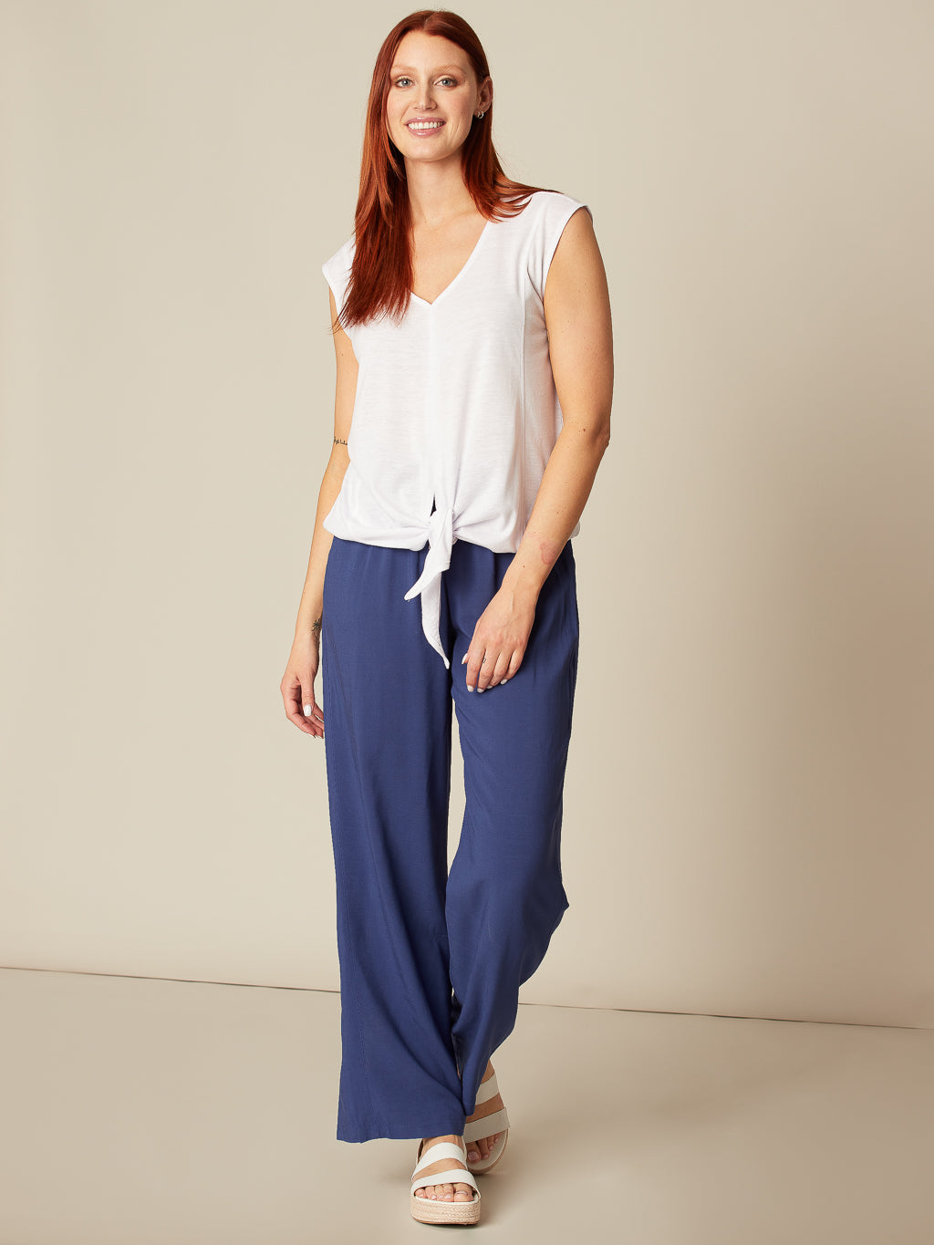 Short-sleeve loose blouse