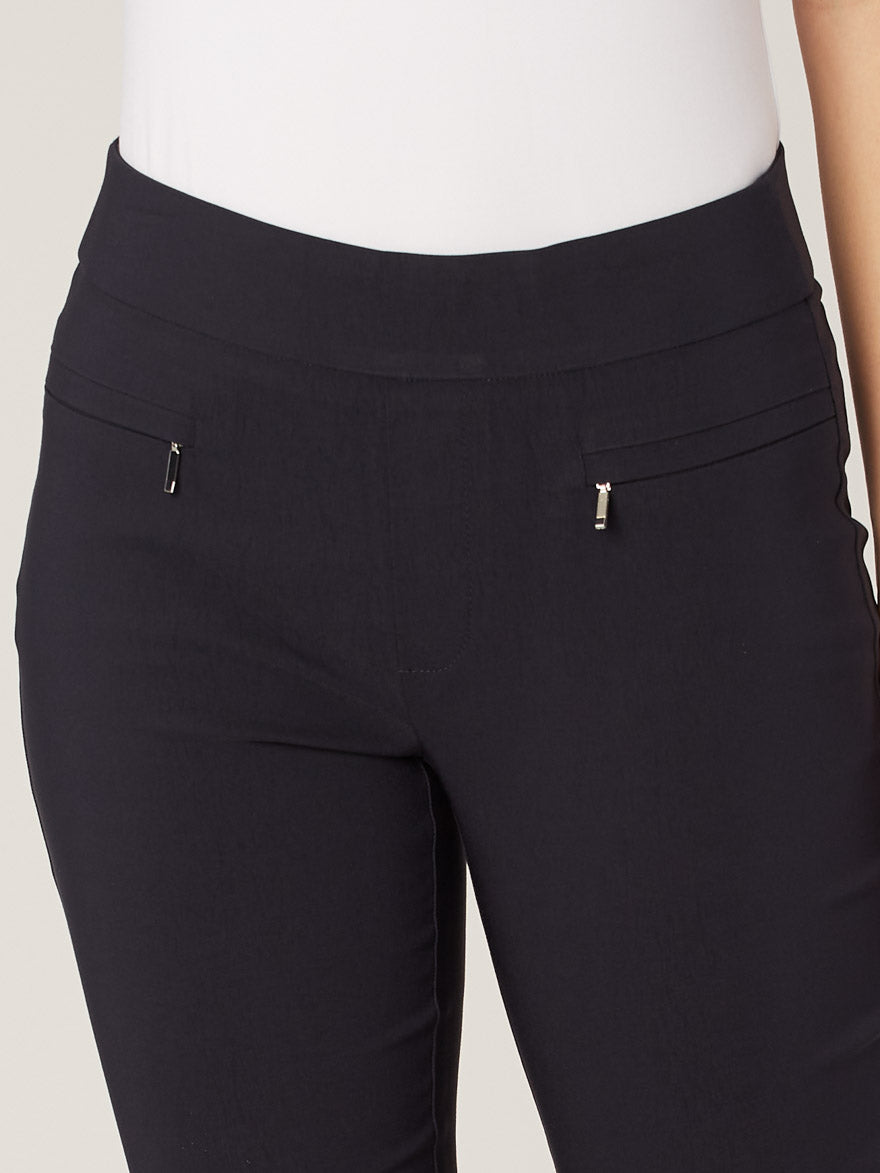 Narrow fitted pull-on capri