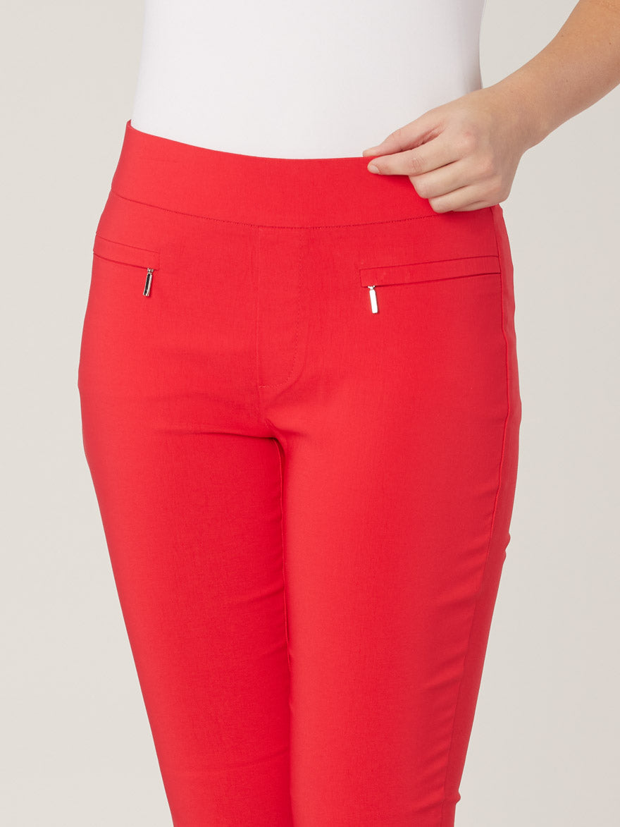 Narrow fitted pull-on capri