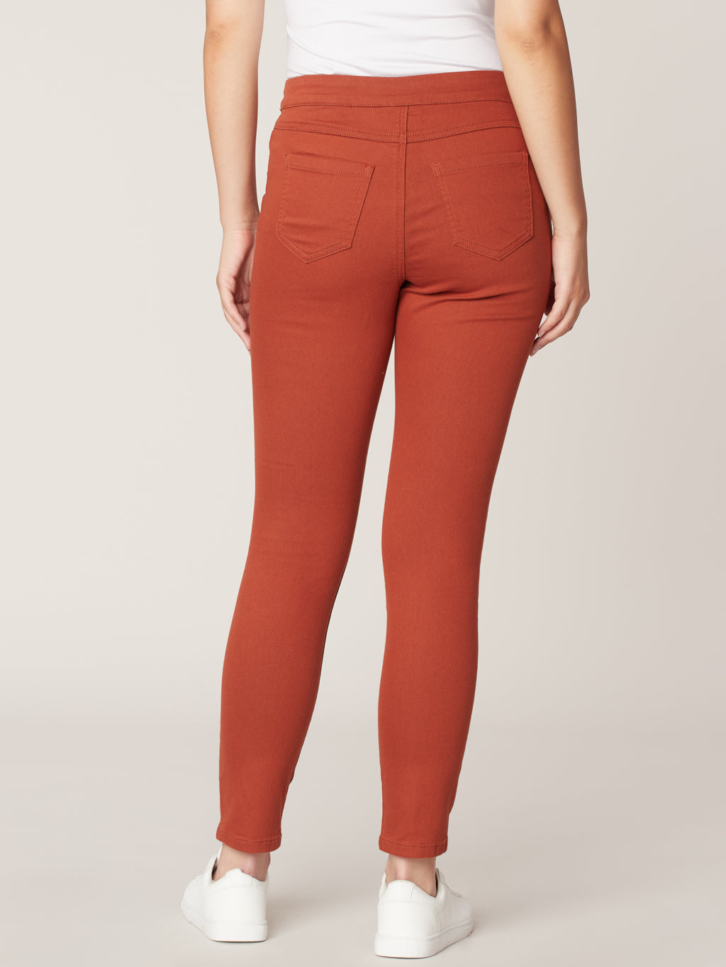 Jean skinny semi-ajusté à enfiler