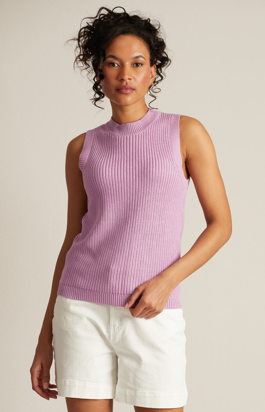 Sleeveless semi-fitted pullover sweater